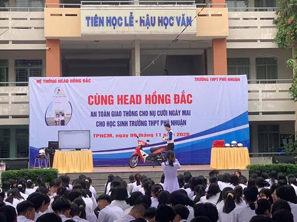 An toàn giao thông Hồng Đắc tổ chức tại Trường THPT Phú Nhuận năm học 2020