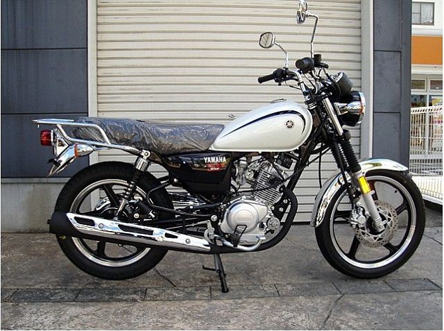 Yamaha YB125SP dòng moto cổ điển bán chạy