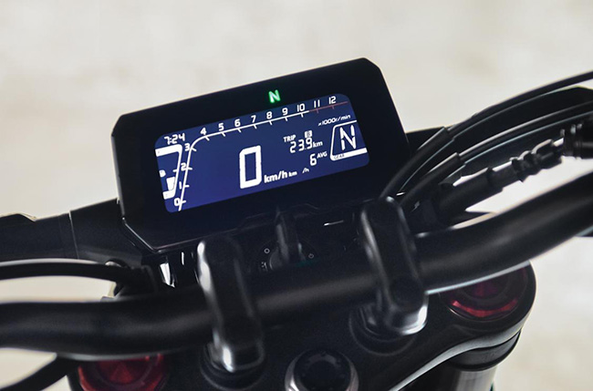 Màn hình LCD hiển thị thông tin rõ nét của Honda CB150R 2021